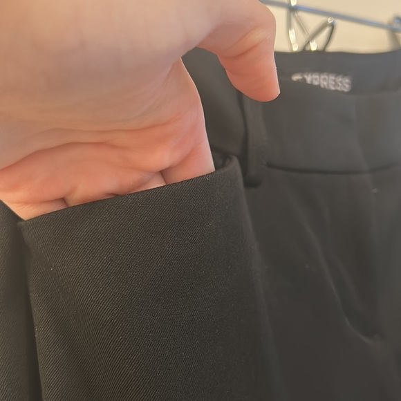 Low Rise Black Dress Pants from Express. Size 0. - Picture 3 of 3